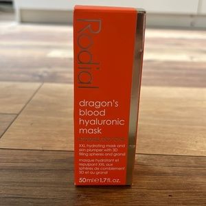 Rodial dragon’s blood hyaluronic mask